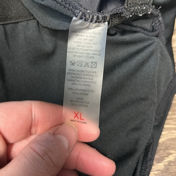 Colorful Striped full coverage One-Piece Swimsuit size XL w/ adjustable straps - Picture 3 of 4